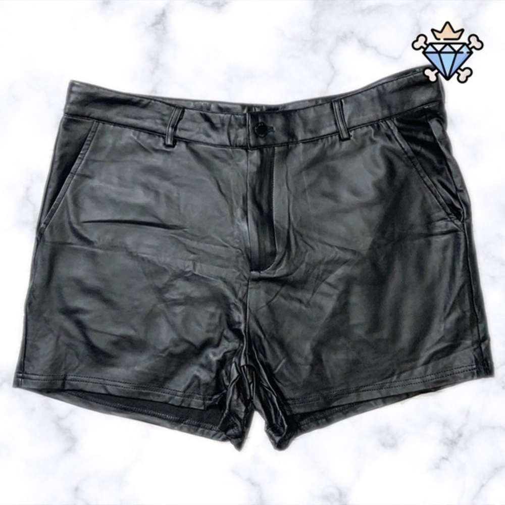 SHEIN MEN VINYL LEATHER SHORTER LENGTH BLACK SHORTS SIZE 36 WAIST BIKERCORE
